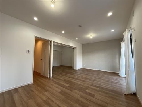 リビング（約12.1帖）