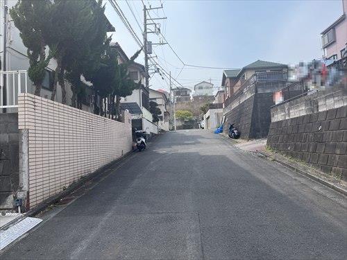 南側前面道路