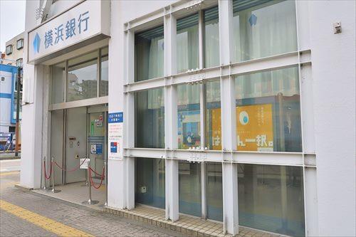横浜銀行南林間支店まで320m