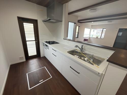 キッチン（R8年8月撮影）