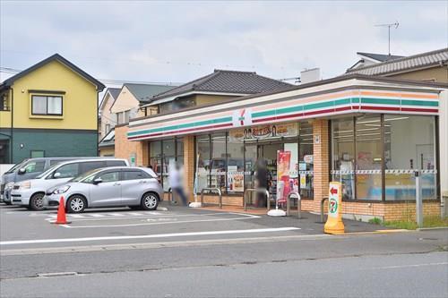 セブンイレブン八潮新町店まで440m