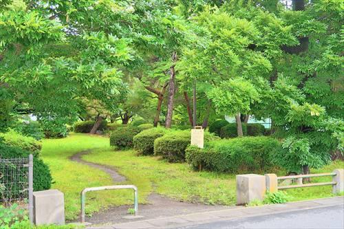 八潮北公園まで690m