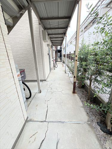 1階共用廊下