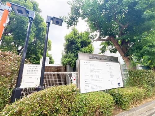 藤沢市総合市民図書館まで1620m