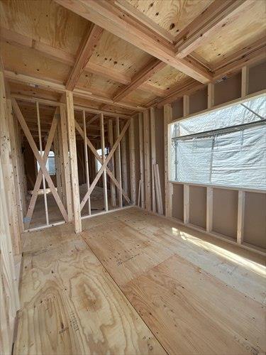 室内写真　建築中　2026年8月撮影　