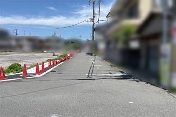 東側道路