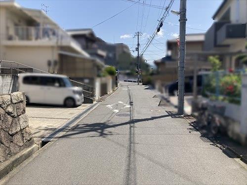 前面道路（南側）西→東