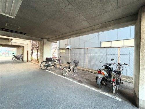 駐輪場・バイク置き場