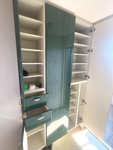 シューズボックス