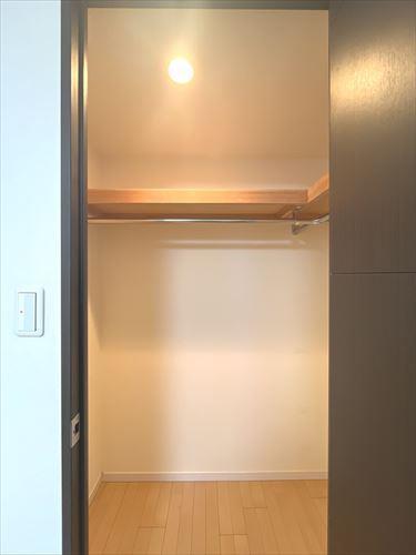 洋室１　ウォークインクローゼット