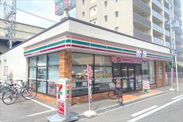 セブンイレブン近鉄河内小阪駅南店470ｍ