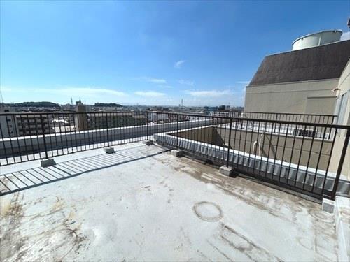 ルーフバルコニー