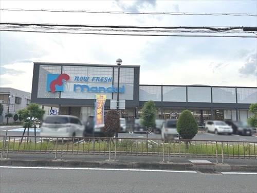 万代南木の本店(1350m) 万代南木の本店(1350m)