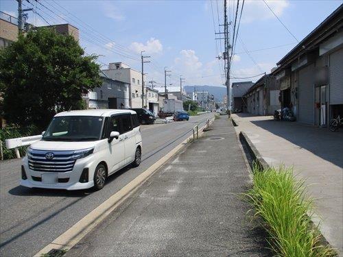 南側道路（非接道）