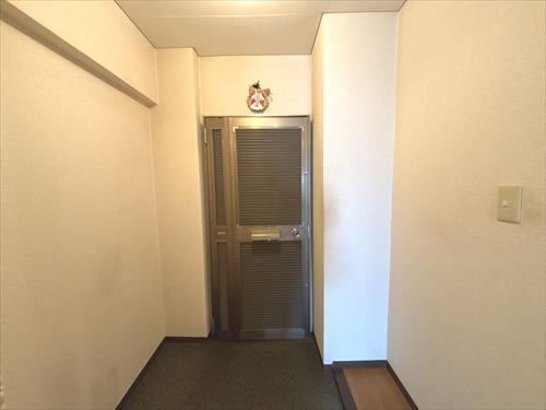玄関内です。