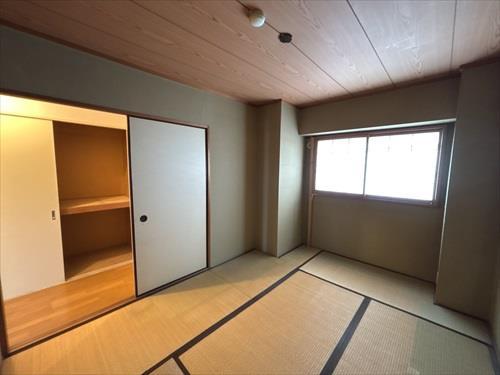6帖和室です。
