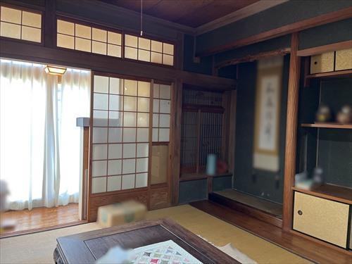 1階和室8帖です。
