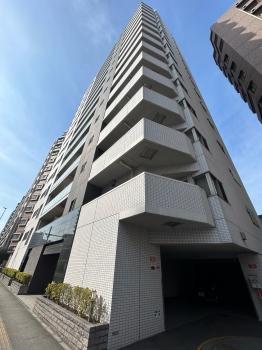 2011年8月建築、総戸数71戸、千代田線「北千住」駅　徒歩10分