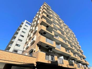 地上9階建6階部分／南・東角住戸