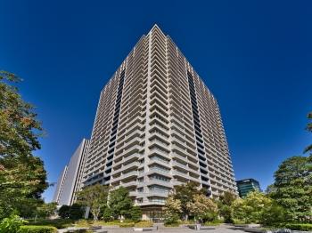 総戸数８１７戸の大規模タワーマンション