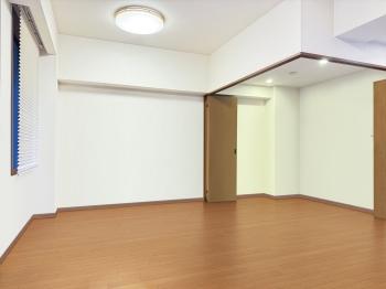 リビングダイニング　（ＣＧで作成したリフォームイメージです）