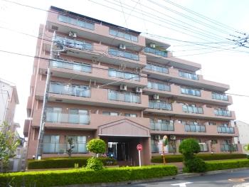 外観　１９９５年２月竣工　総戸数４７戸