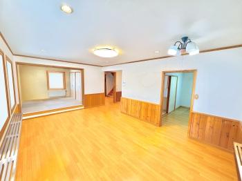 リビングダイニング（約１２．３帖）