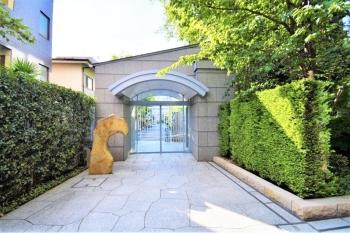 ウェストエントリーゲート