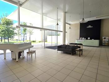 エントランスロビー