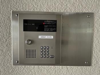 オートロックで防犯性を高めます。