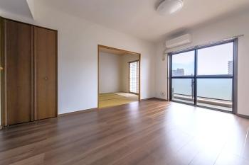 約１０．２帖のリビングダイニング