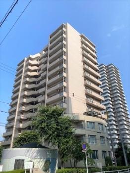 建物外観（１４階建）