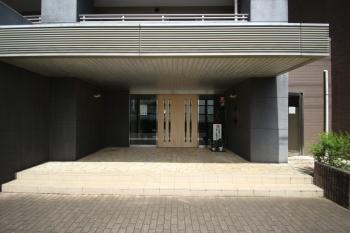 エントランス　正面