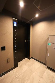 エレベーターホール（非接触型キー対応のセキュリティエレベーター）