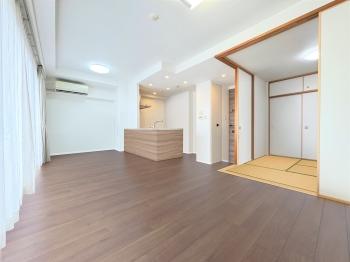 ＣＧで作成したリフォームイメージです。和室を開け放すと広々とした空間になります。