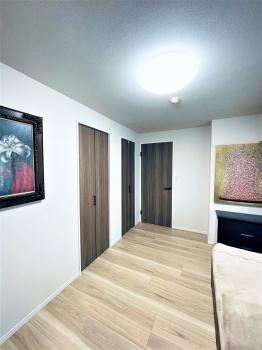 洋室（1）にはクロゼットが２つございます。