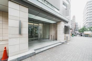 エントランス外観