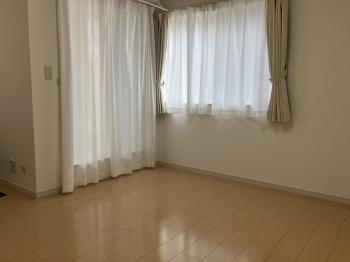 リビングとダイニングも家具の配置に悩まない形状です