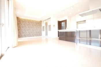 リビングダイニング