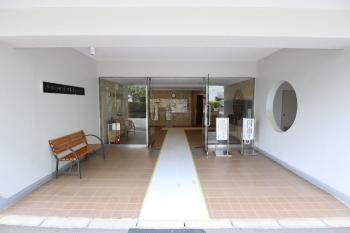 現地エントランス