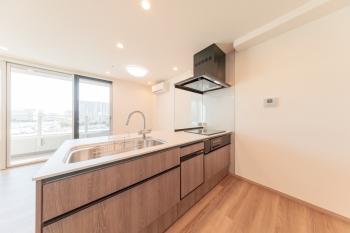 開放的なオープンキッチン仕様