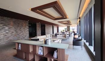 7階　プレミアムラウンジ