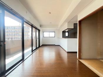 約１５..1帖リビングダイニングキッチン。