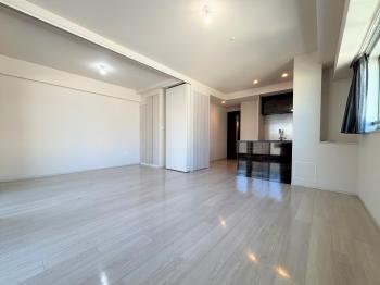 リビングダイニング、洋室２