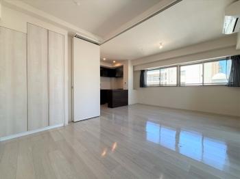 リビングダイニング、洋室２