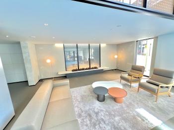 エントランスホール