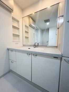 CGで作成したリフォームイメージです。2022年3月に洗面室内内装改修工事済み。