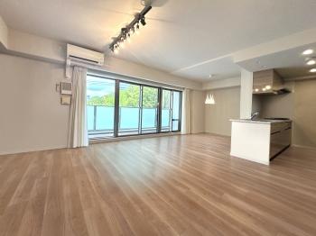 リビングダイニング（ＣＧで作成したリフォームイメージです。）