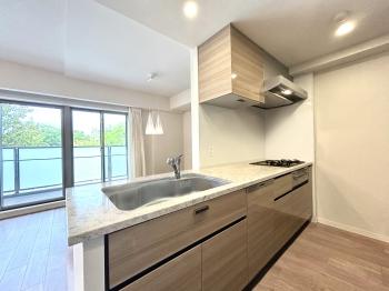 リビングダイニング（ＣＧで作成したリフォームイメージです。）