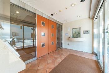 オートロック付きのエントランス